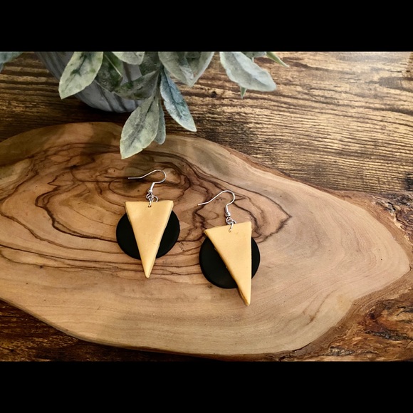 Handmade Clay Earrings | Desert Sands Arrow/Circle - Picture 3 of 8